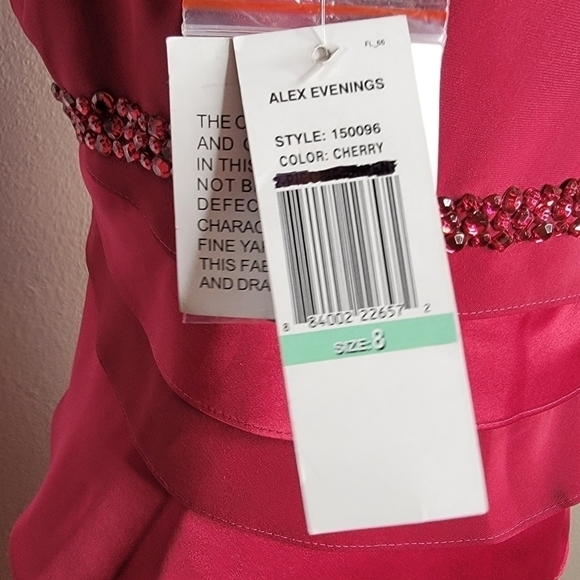 ALEX Evenings Sleeveless Dress - Picture 13 of 14